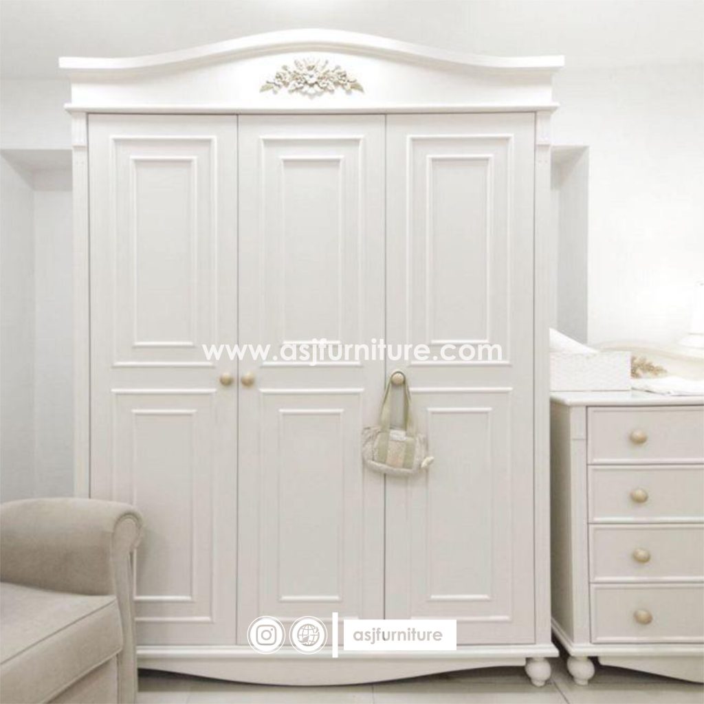 Lemari Pakaian Minimalis 3 Pintu