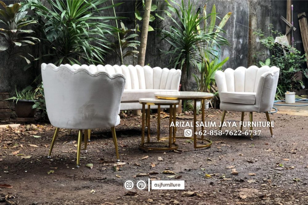 Sofa Tamu Kerang Kaki Besi