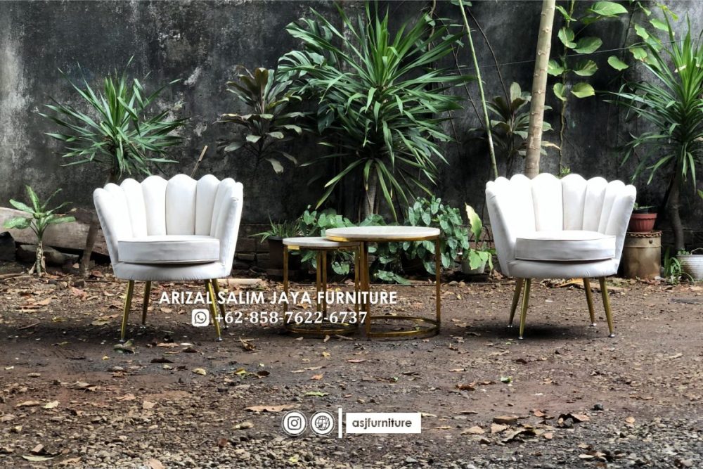 Kursi Teras Kerang Kaki Besi