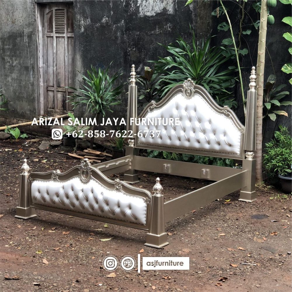 Dipan Tempat Tidur Sandaran Mewah