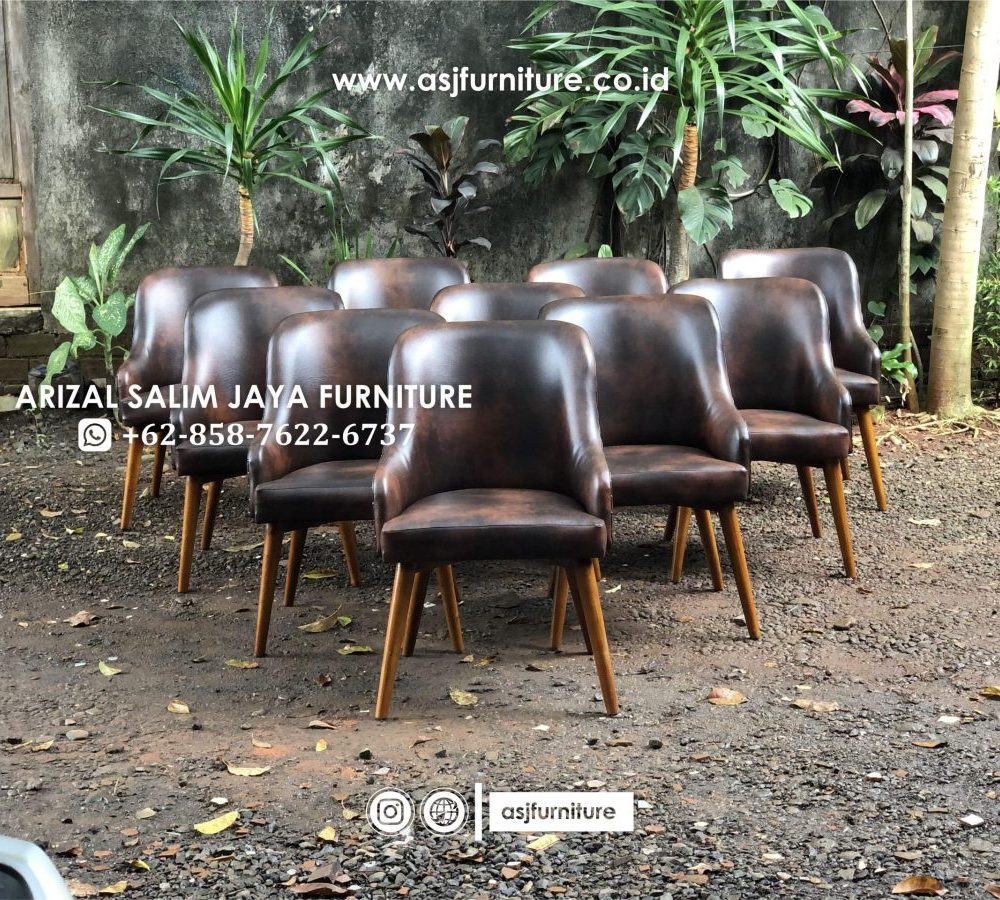 Kursi Makan Sofa Klasik