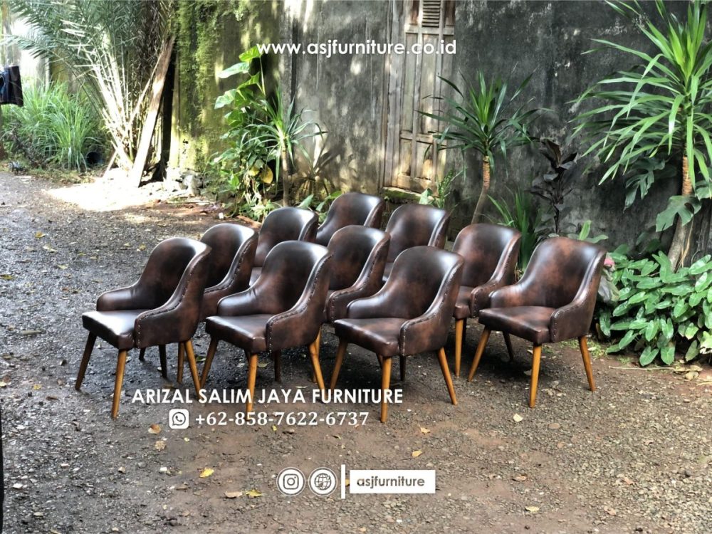 Kursi Makan Sofa Klasik