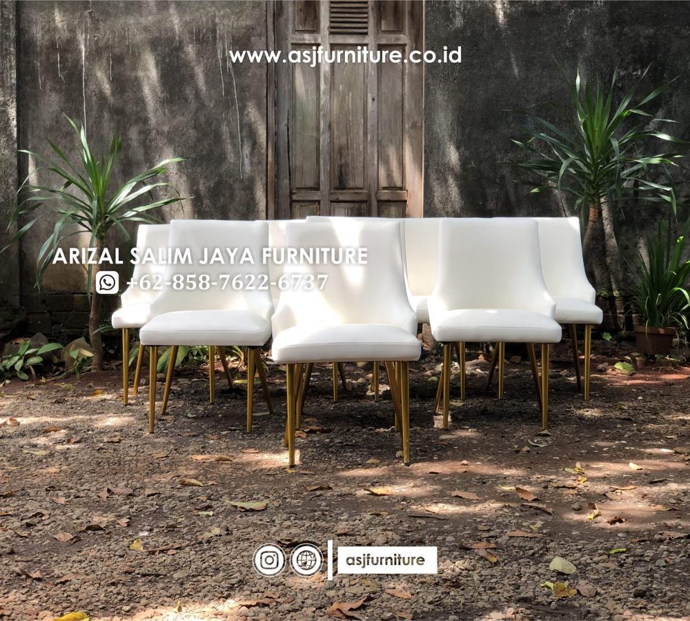 Kursi Makan Modern Kaki Besi