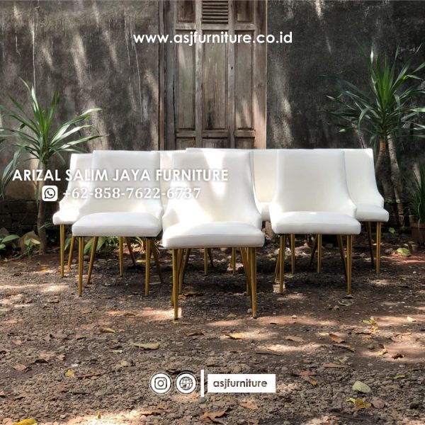 Kursi Makan Modern Kaki Besi