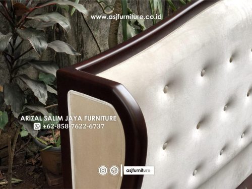 Tempat Tidur Jati Sandaran Tinggi Tempat Tidur Jati Sandaran Tinggi