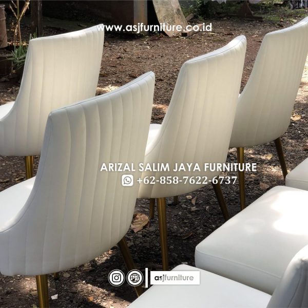 Kursi Makan Modern Kaki Besi