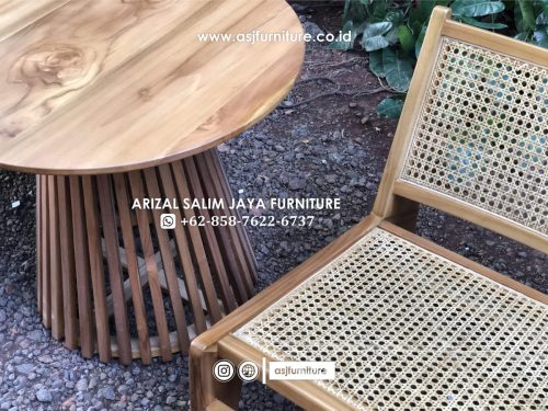 Set Kursi Teras Jati Rotan Klasik Set Kursi Teras Jati Rotan Klasik