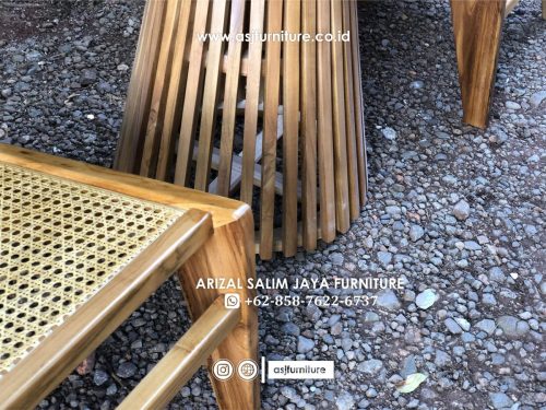 Set Kursi Teras Jati Rotan Klasik Set Kursi Teras Jati Rotan Klasik