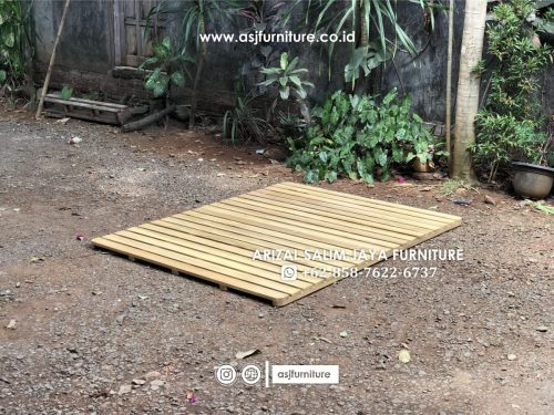 Tempat Tidur Jati Alas Lesehan