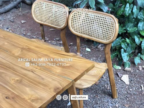 Set Meja Makan Jati Rotan Kursi 4 Set Meja Makan Jati Rotan Kursi 4