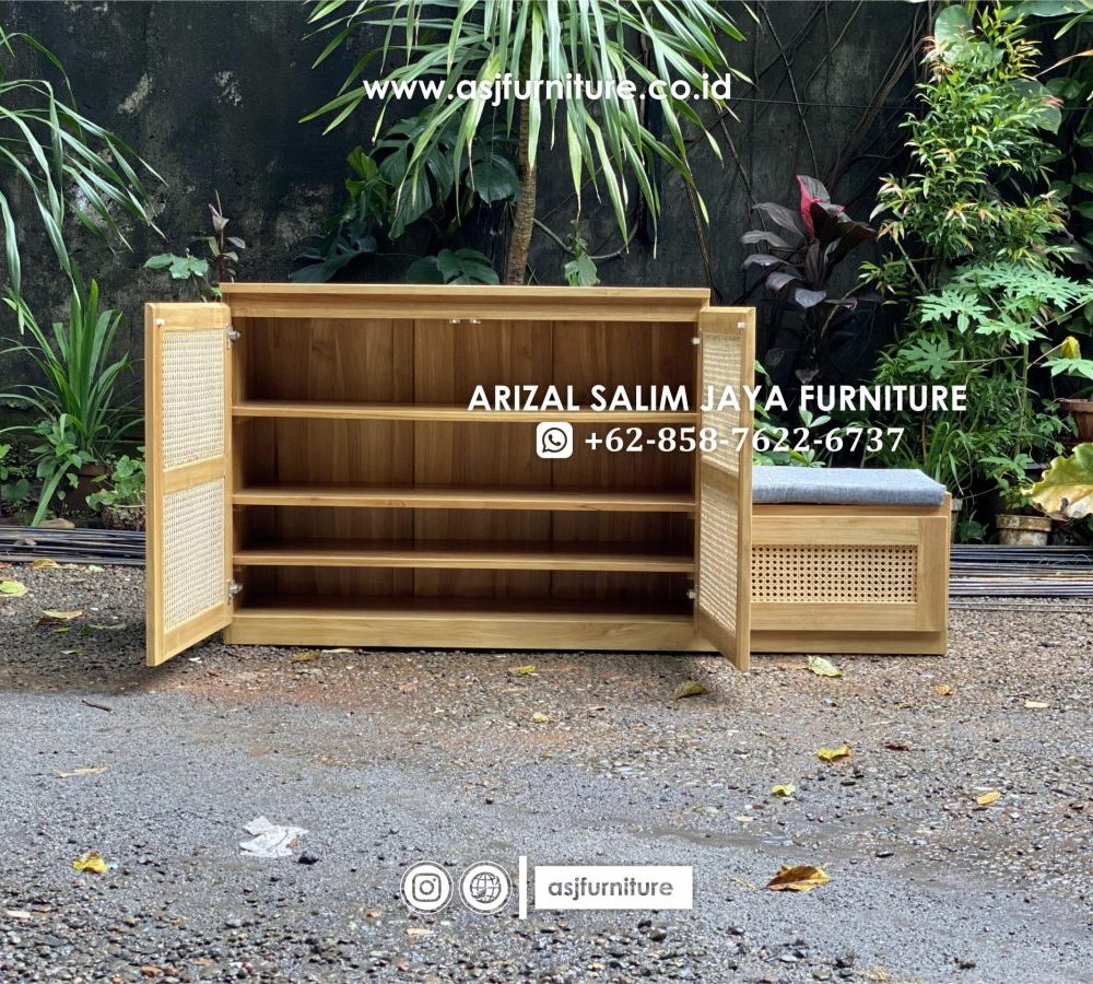 Rak Sepatu Jati Rotan Modern