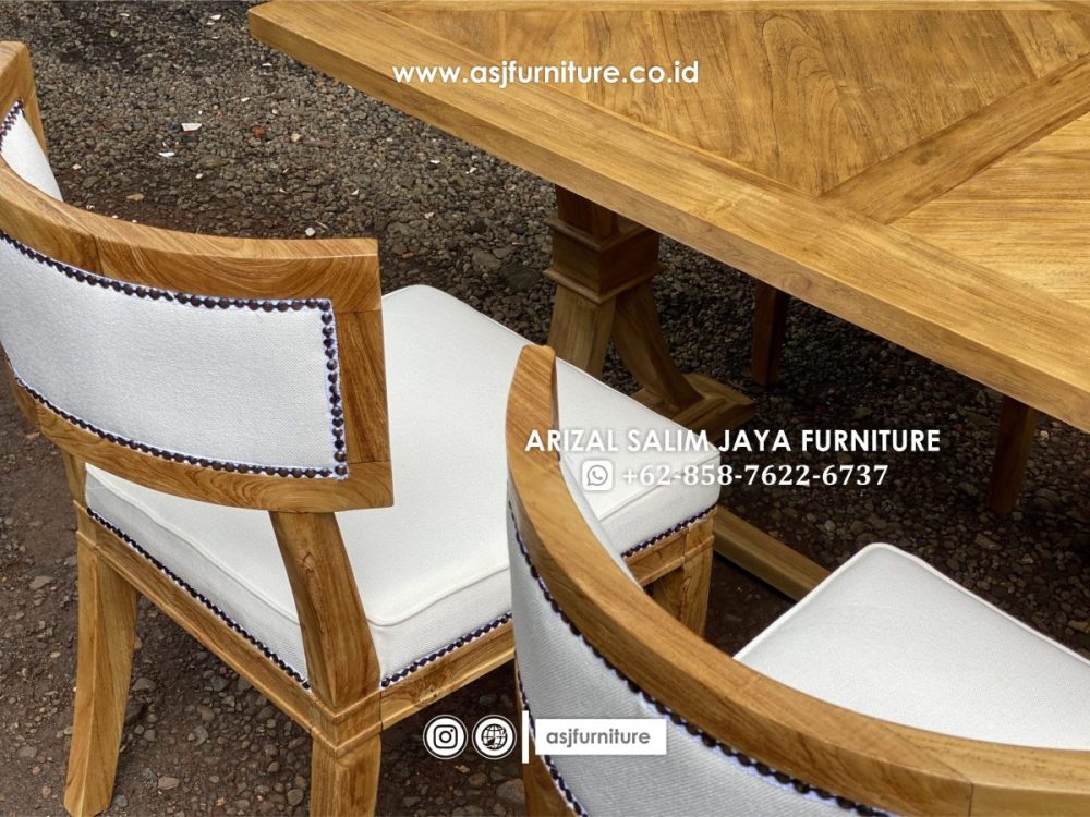 Meja Makan Jati Kursi 4 Klasik Minimalis