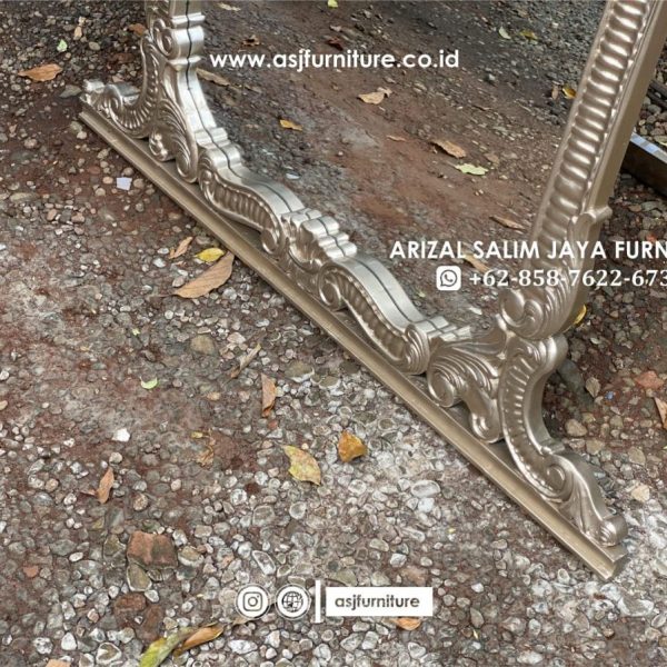 Kaca Cermin Hias Berdiri Ukiran