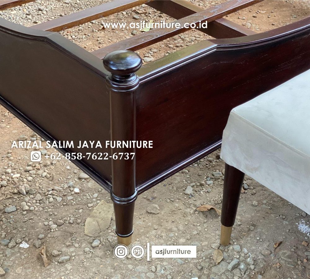 Set Tempat Tidur Jati Caracole Modern