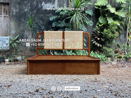 Tempat Tidur Jati Rotan Sandaran Modern Tempat Tidur Jati Rotan Sandaran Modern