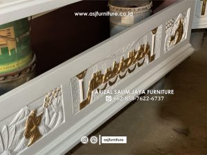 Peti Mati Kristen Ukir Perjamuan Kayu Mahoni Putih