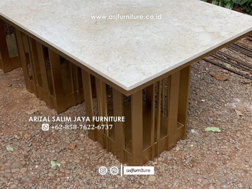 Meja Makan Marmer Kaki Besi Minimalis