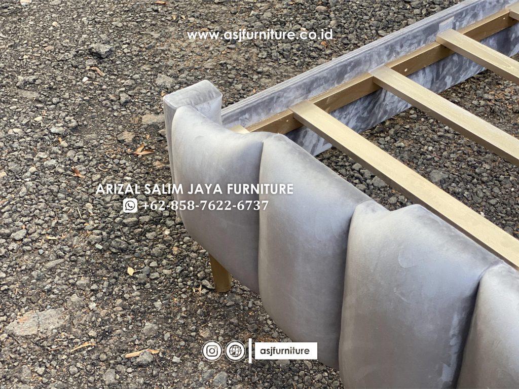 Ranjang Tempat Tidur Sandaran Busa Minimalis