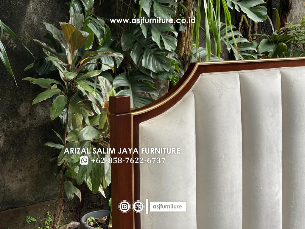 Dipan Minimalis Jati Klasik Sandaran