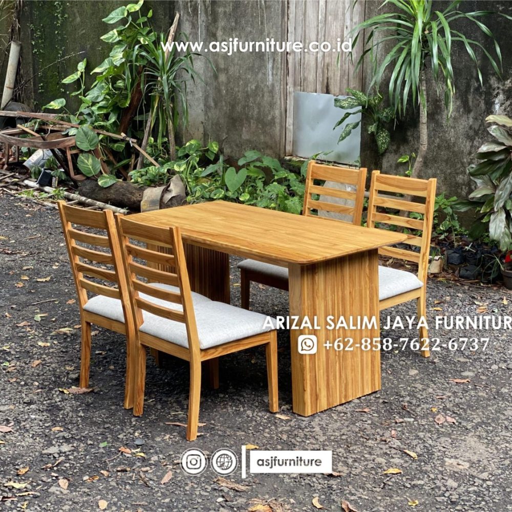 Set Meja Makan Jati Salur 4 Kursi Minimalis