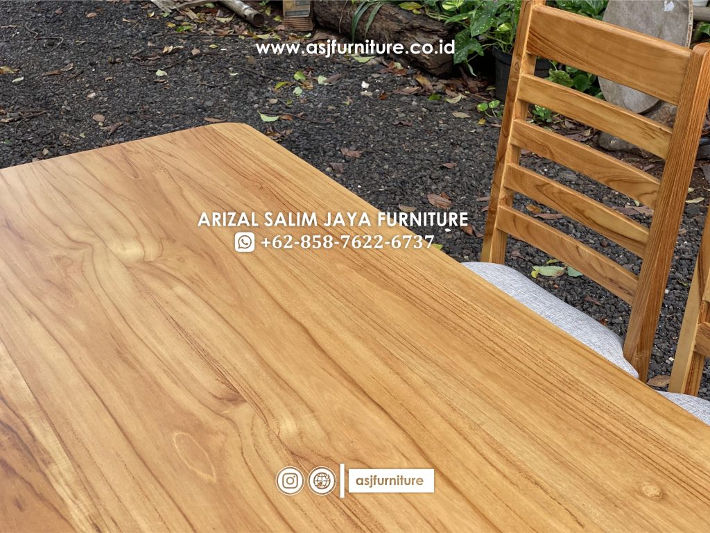 Set Meja Makan Jati Salur 4 Kursi Minimalis