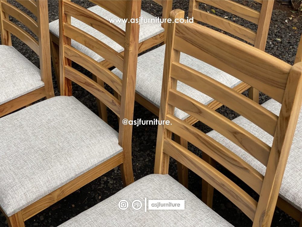 Kursi Makan Jati Busa Retro Modern Minimalis