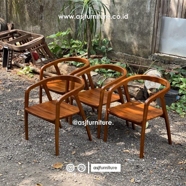 Kursi Makan Jati Walnut Klasik Modern