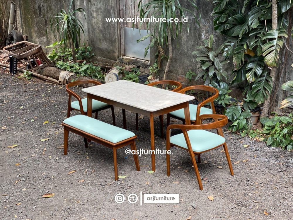 Meja Makan Set Marmer 4 Kursi 1 Bangku Jati Minimalis