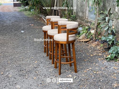 Kursi Bar Jati Klasik Busa Modern