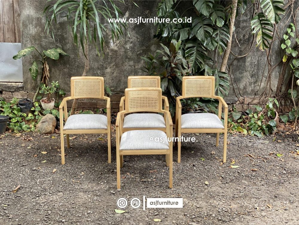 Kursi Makan Kayu Jati Rotan Busa Bleaching Minimalis