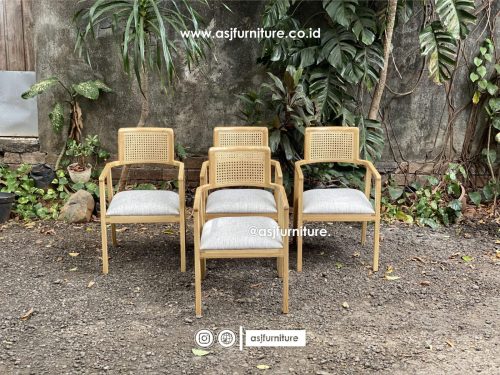 Kursi Makan Kayu Jati Rotan Busa Bleaching Minimalis Kursi Makan Kayu Jati Rotan Busa Bleaching Minimalis