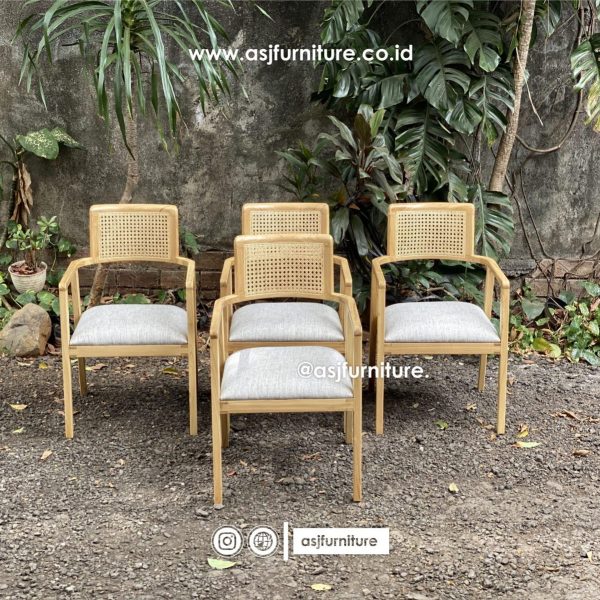 Kursi Makan Kayu Jati Rotan Busa Bleaching Minimalis