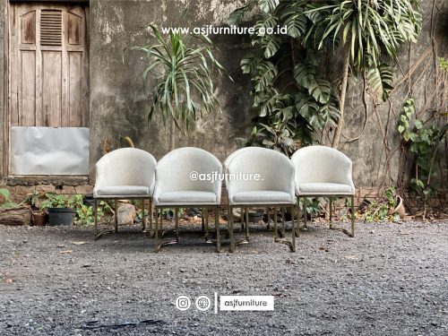 Kursi Makan Stainless Mewah Dudukan Sandaran Sofa