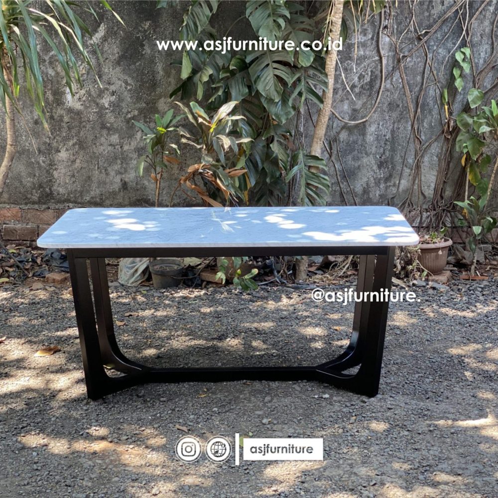 Meja Makan Jati Marmer Hitam Modern Mewah
