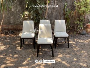 Kursi Makan Jati Dudukan Sofa Hitam Modern