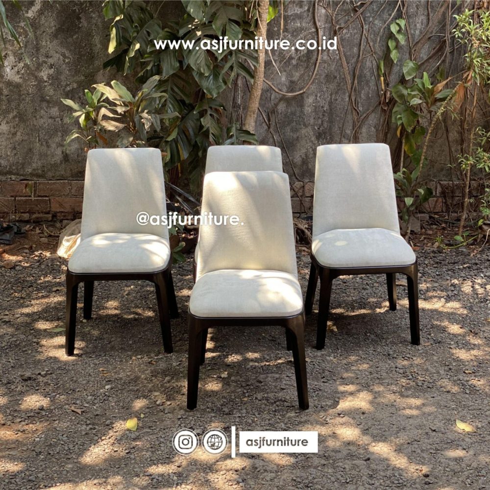 Kursi Makan Jati Dudukan Sofa Hitam Modern
