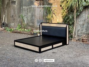 Dipan Tidur Jati Rotan Hitam Laci Modern Minimalis