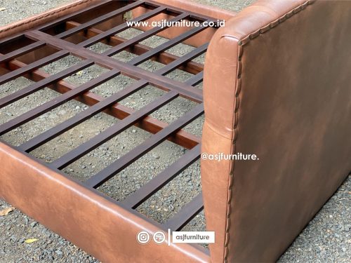Dipan Tidur Mewah Modern Jati Sofa Sandaran Klasik Dipan Tidur Mewah Modern Jati Sofa Sandaran Klasik